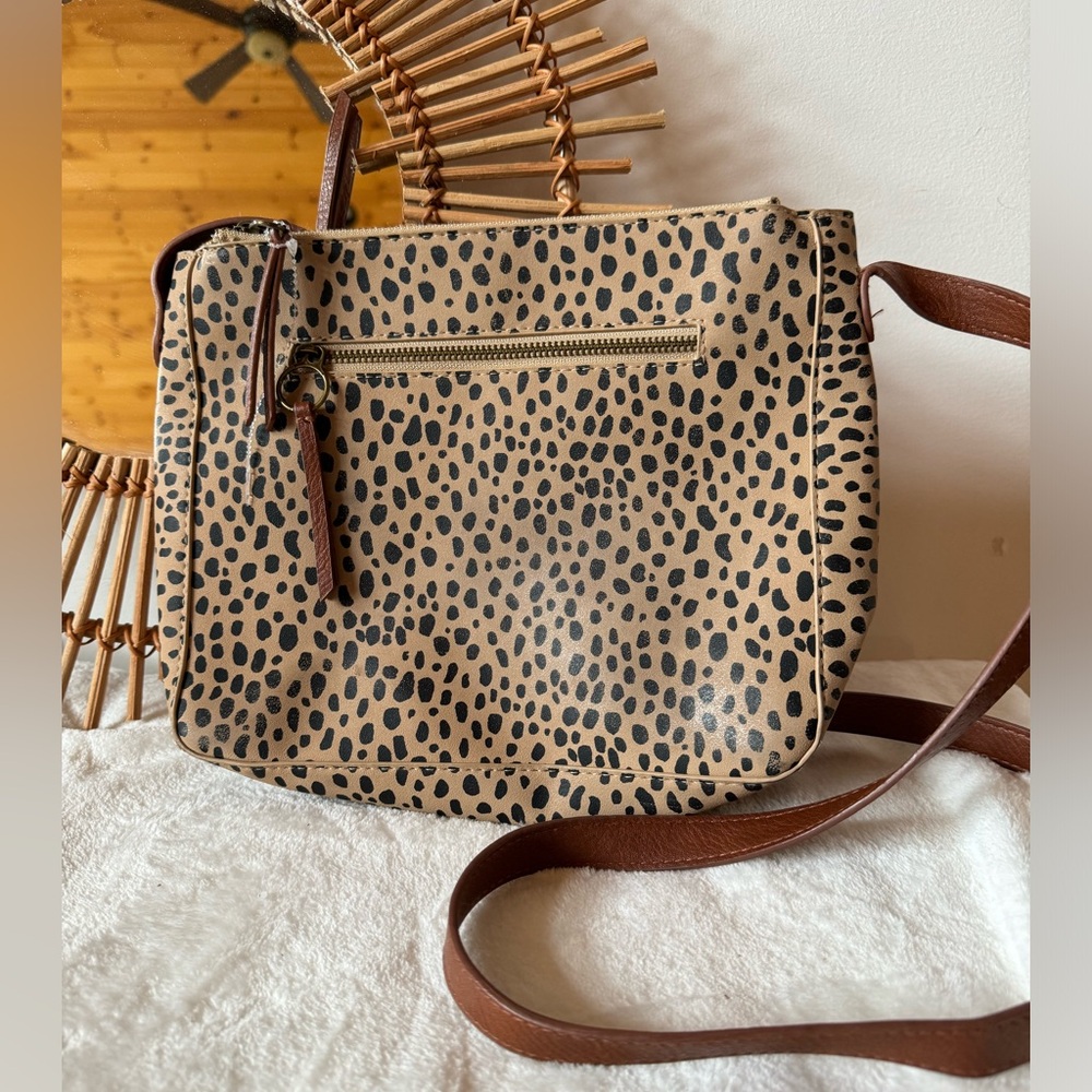 Universal Thread Leopard Print Crossbody Bag in Tan and Black